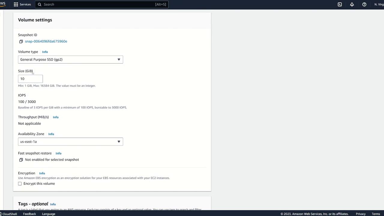 The image shows a screenshot of AWS volume settings, including options for volume type, size, IOPS, throughput, availability zone, and encryption.