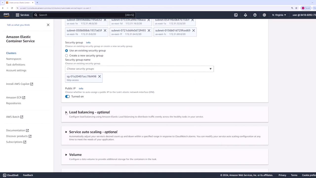 The image shows a configuration screen for Amazon Elastic Container Service (ECS) on the AWS Management Console, with options for security groups, load balancing, service auto-scaling, and volume settings.