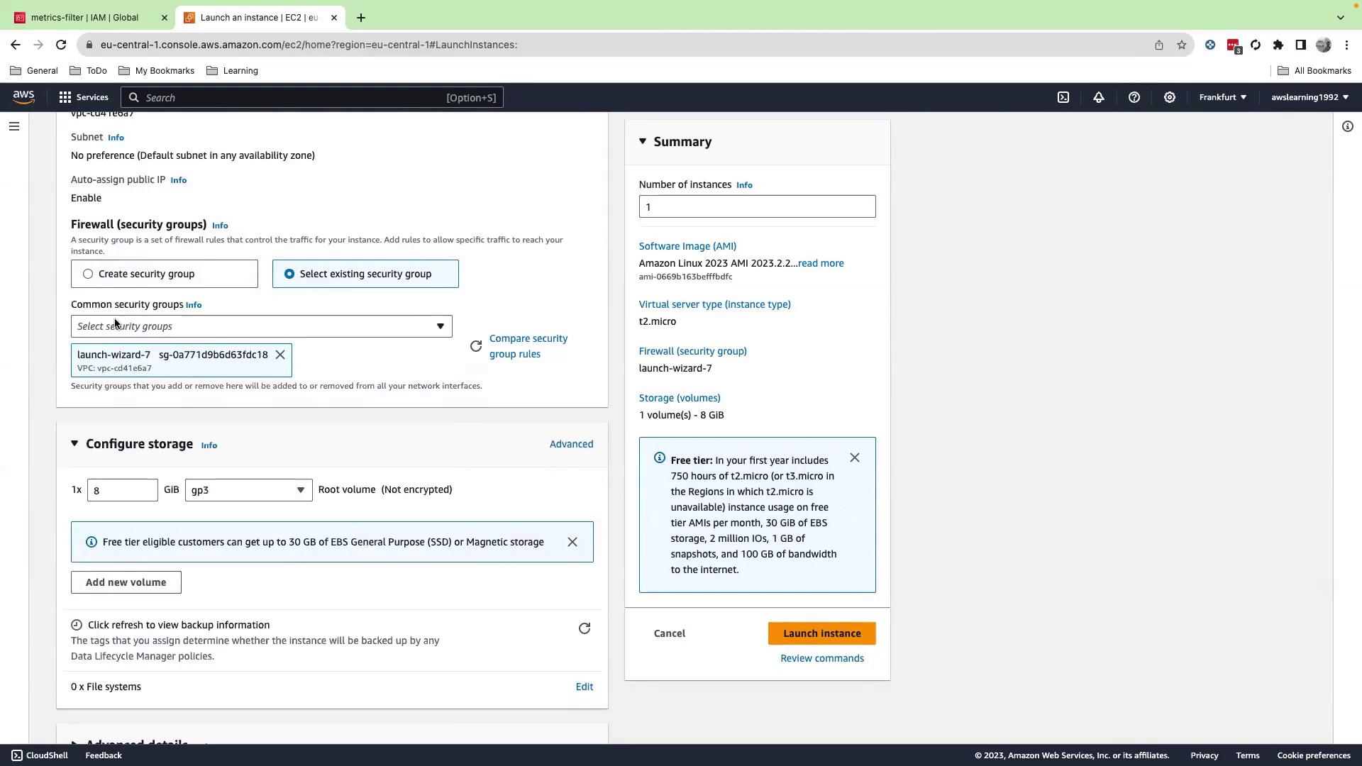 The image shows an AWS EC2 instance launch configuration screen, detailing options for security groups, storage, and instance type. The summary section on the right provides an overview of the selected settings, including the free tier eligibility.