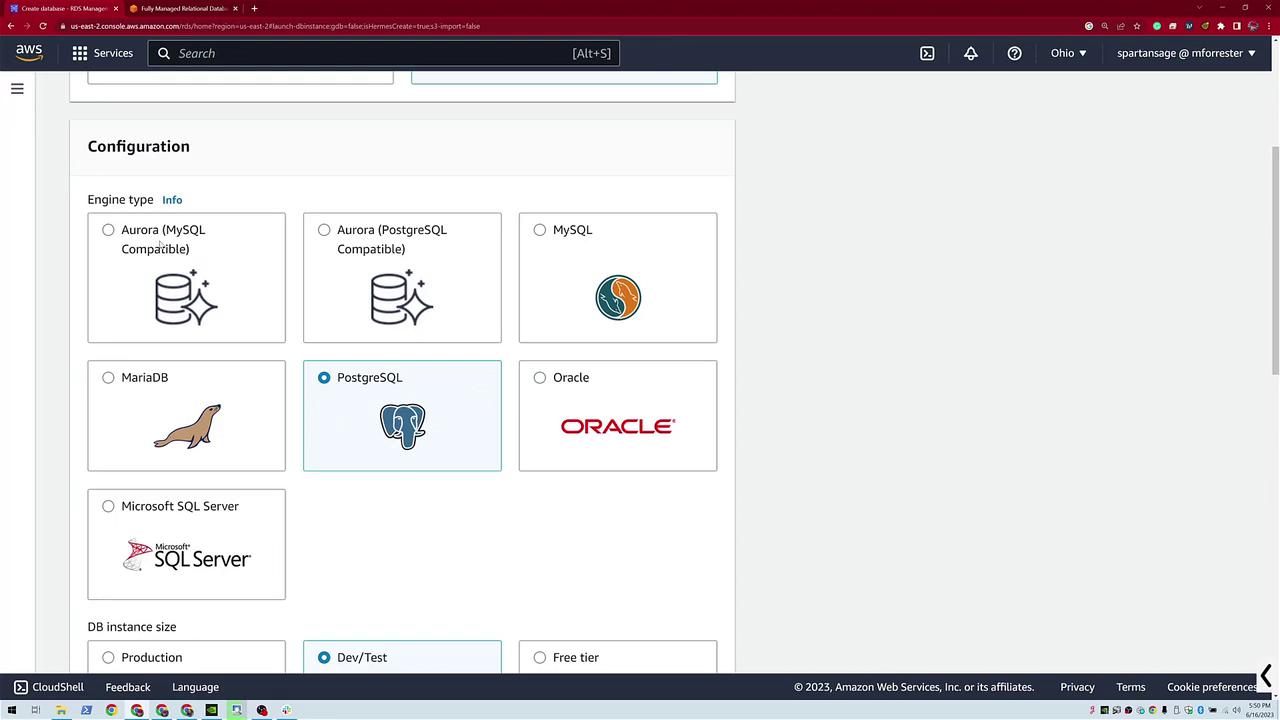 The image shows a configuration screen for selecting a database engine type on AWS, including options like PostgreSQL, MySQL, Oracle, and others.