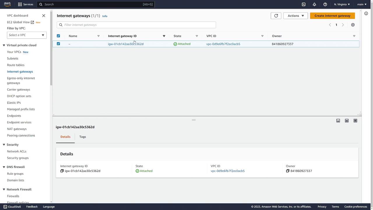 The image shows an AWS console screen displaying details of an internet gateway, including its ID, state, VPC ID, and owner information.