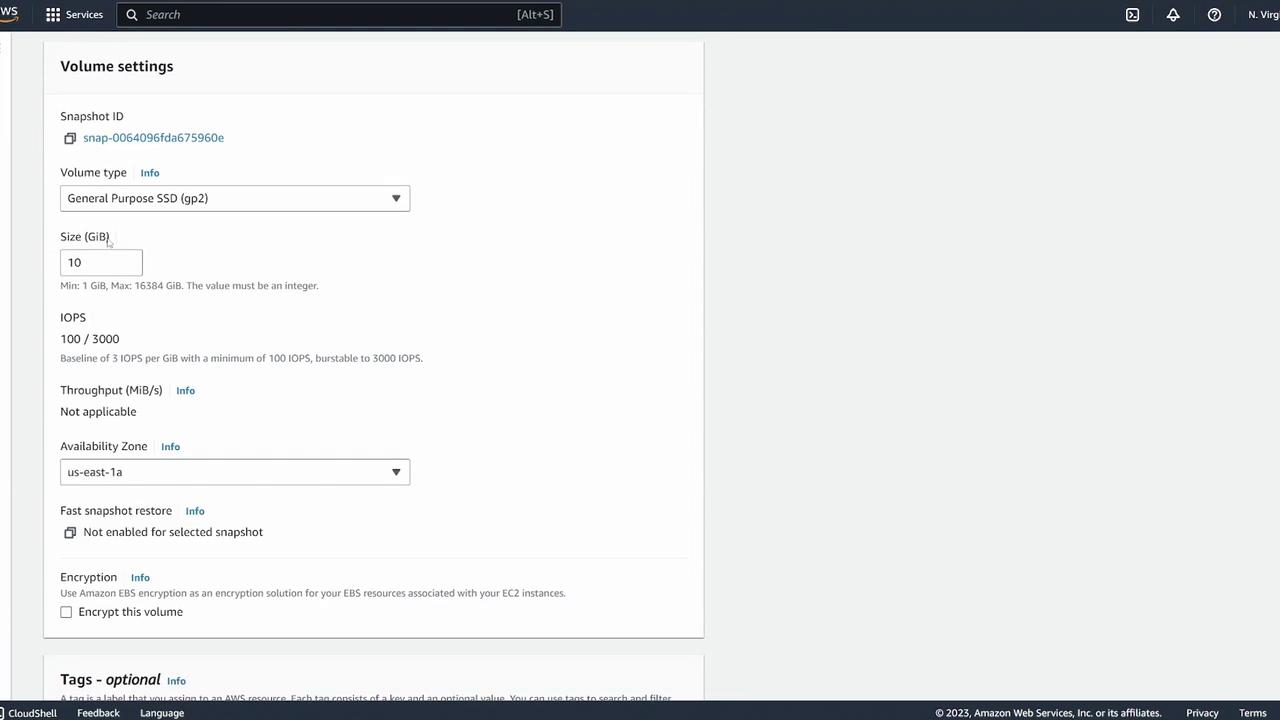 The image shows a screenshot of AWS volume settings, including options for volume type, size, IOPS, throughput, availability zone, and encryption.