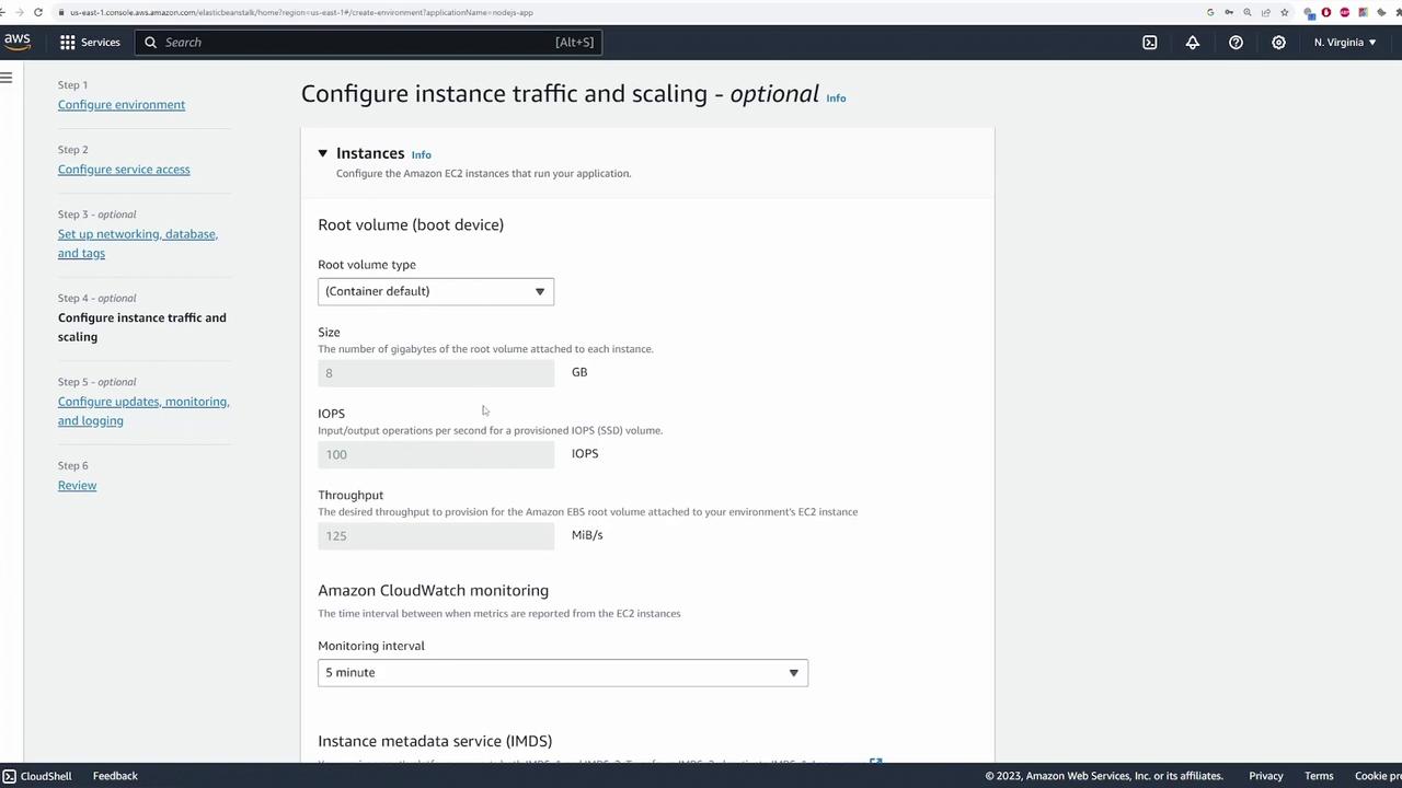 The image shows an AWS configuration page for setting up instance traffic and scaling options, including root volume settings and CloudWatch monitoring.
