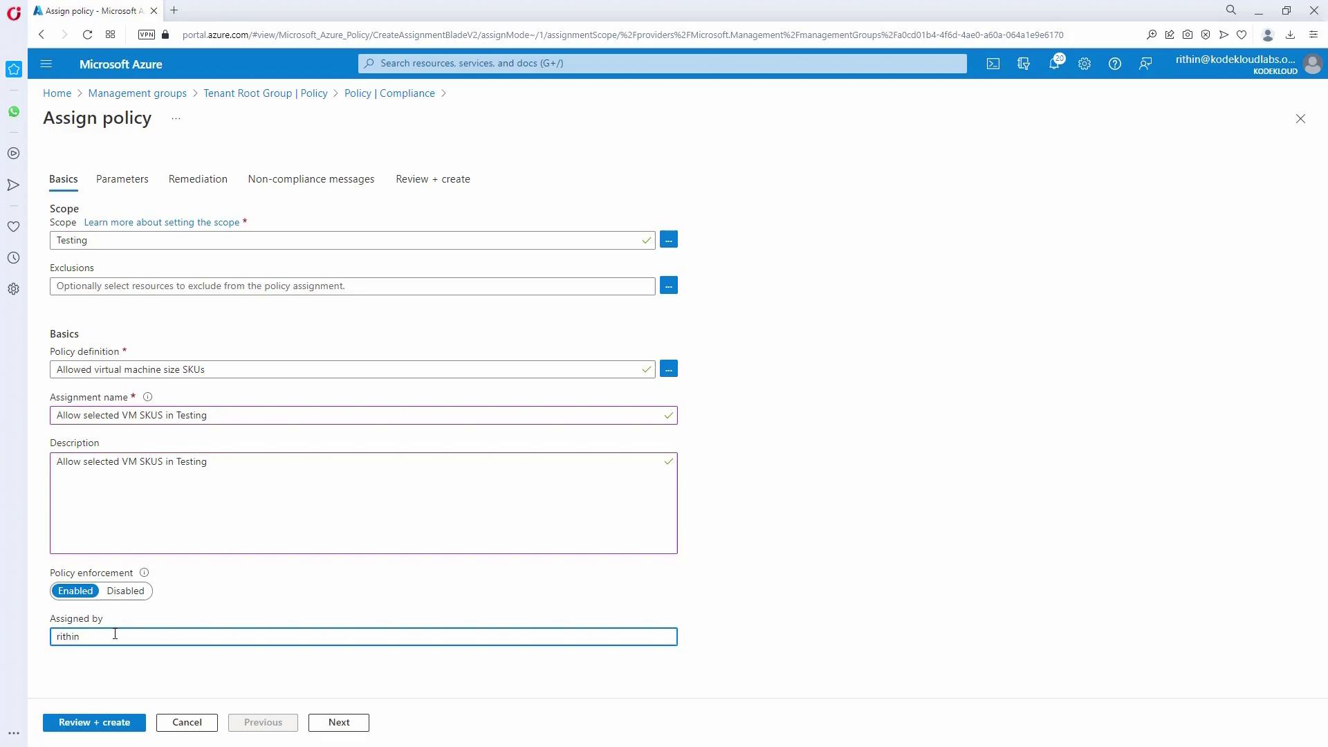 The image shows a Microsoft Azure interface for assigning a policy, with fields for scope, exclusions, policy definition, assignment name, description, and policy enforcement options.