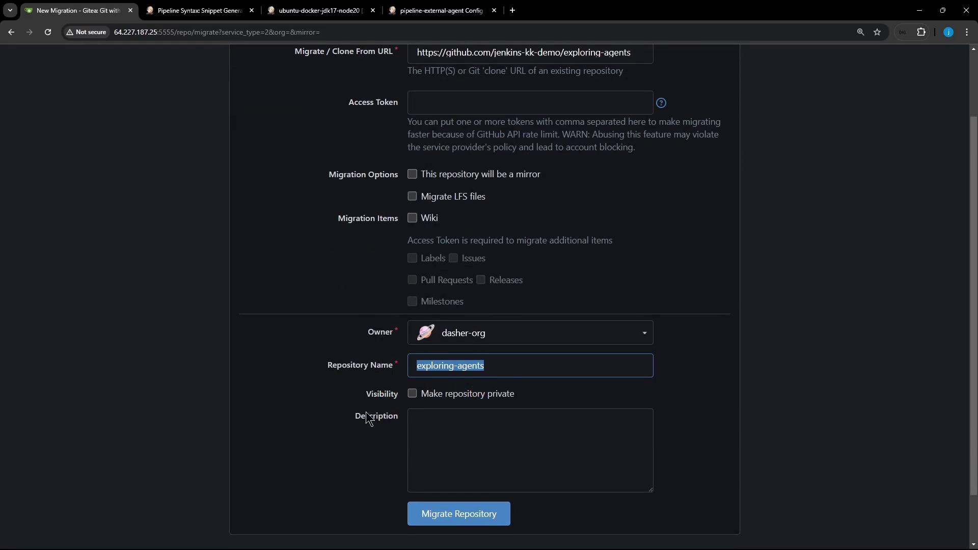 The image shows a web interface for migrating or cloning a repository from a URL, with options to set access tokens, migration items, and repository details. The interface includes fields for the repository URL, owner, and name, along with checkboxes for additional migration options.