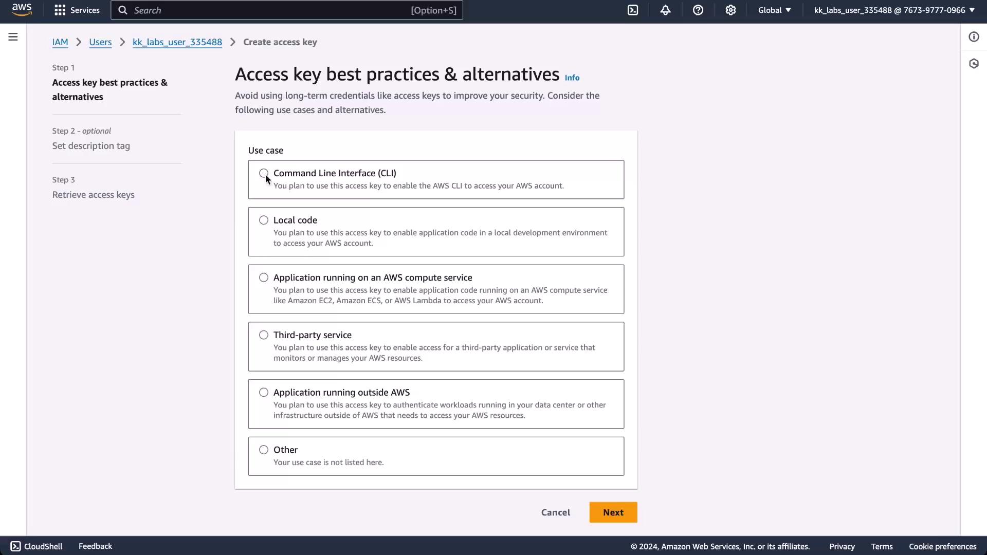 The image shows an AWS interface for creating access keys, highlighting best practices and alternatives for different use cases such as CLI, local code, and third-party services.