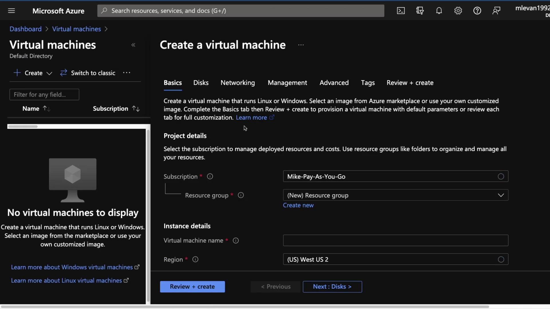 The image shows the Microsoft Azure portal interface for creating a virtual machine, displaying options for subscription, resource group, and region selection.