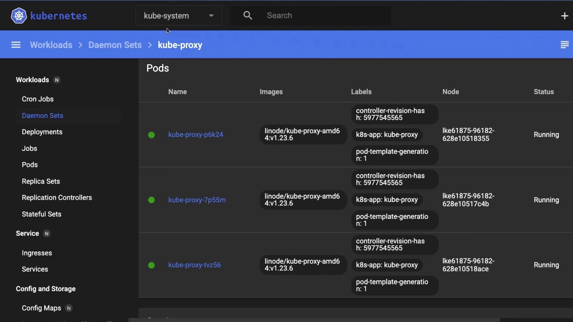 The image shows a Kubernetes dashboard displaying the status of "kube-proxy" daemon sets, with details about pods, images, labels, nodes, and their running status.